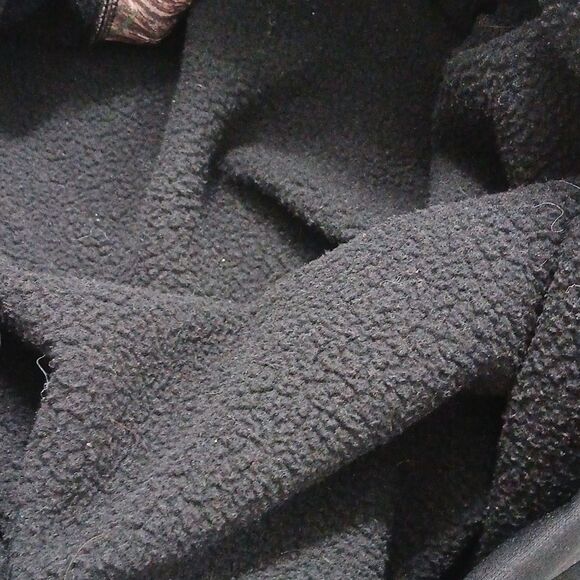 Under Armour Storm loose  black camo hooded sweatshirt sherpa lined Sz L EUC - Picture 9 of 9